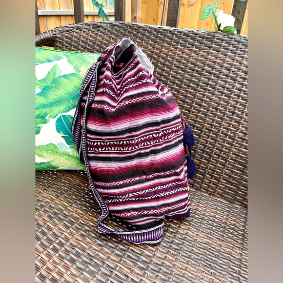 Beautiful Large Peruvian  Backpack - Picture 4 of 5